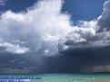 Nuvols de tormenta a la mar